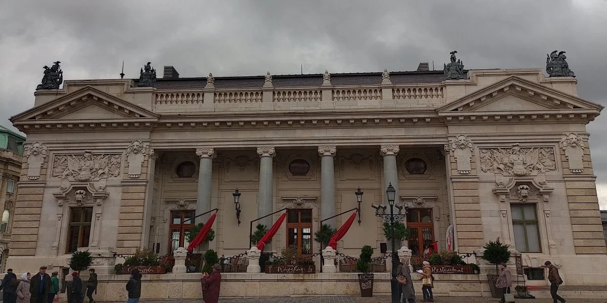 A budapesti műemlék-rekonstrukciókat is segíthetik az újjáéledő szépmíves mesterségek