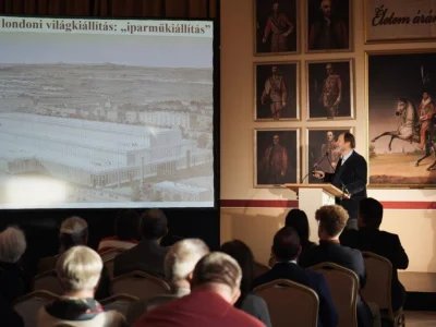 „Művészet és iparosság” – előadások a művészi igényű kézműves mesterségek tárgykörében – konferencia-beszámoló